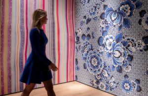 2020穿着随意的奇迹时代_意大利米兰国际家具展