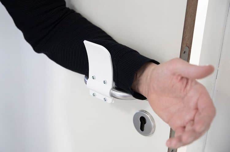 3D打印门把手，帮助减缓细菌的传播