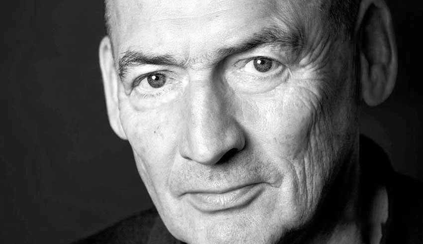 建筑师设计的椅子呈现着建筑师背后的设计思维