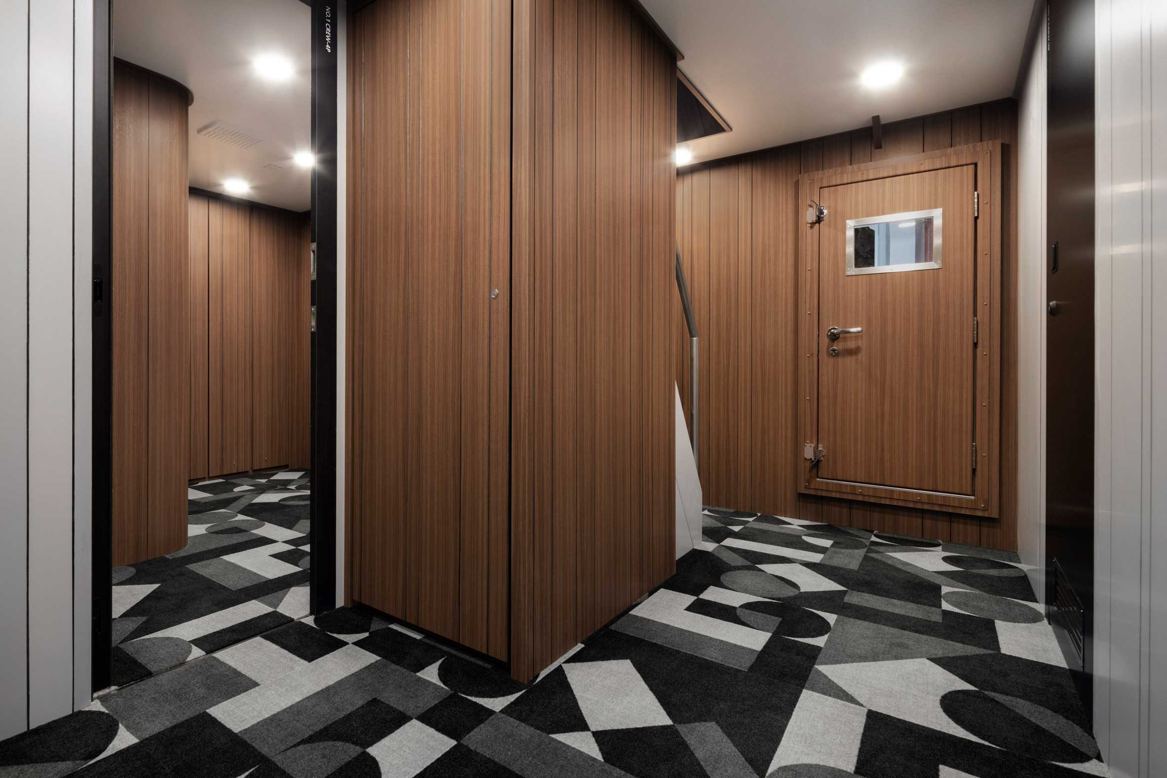 由Nendo设计的渔船看起来像一家酒店