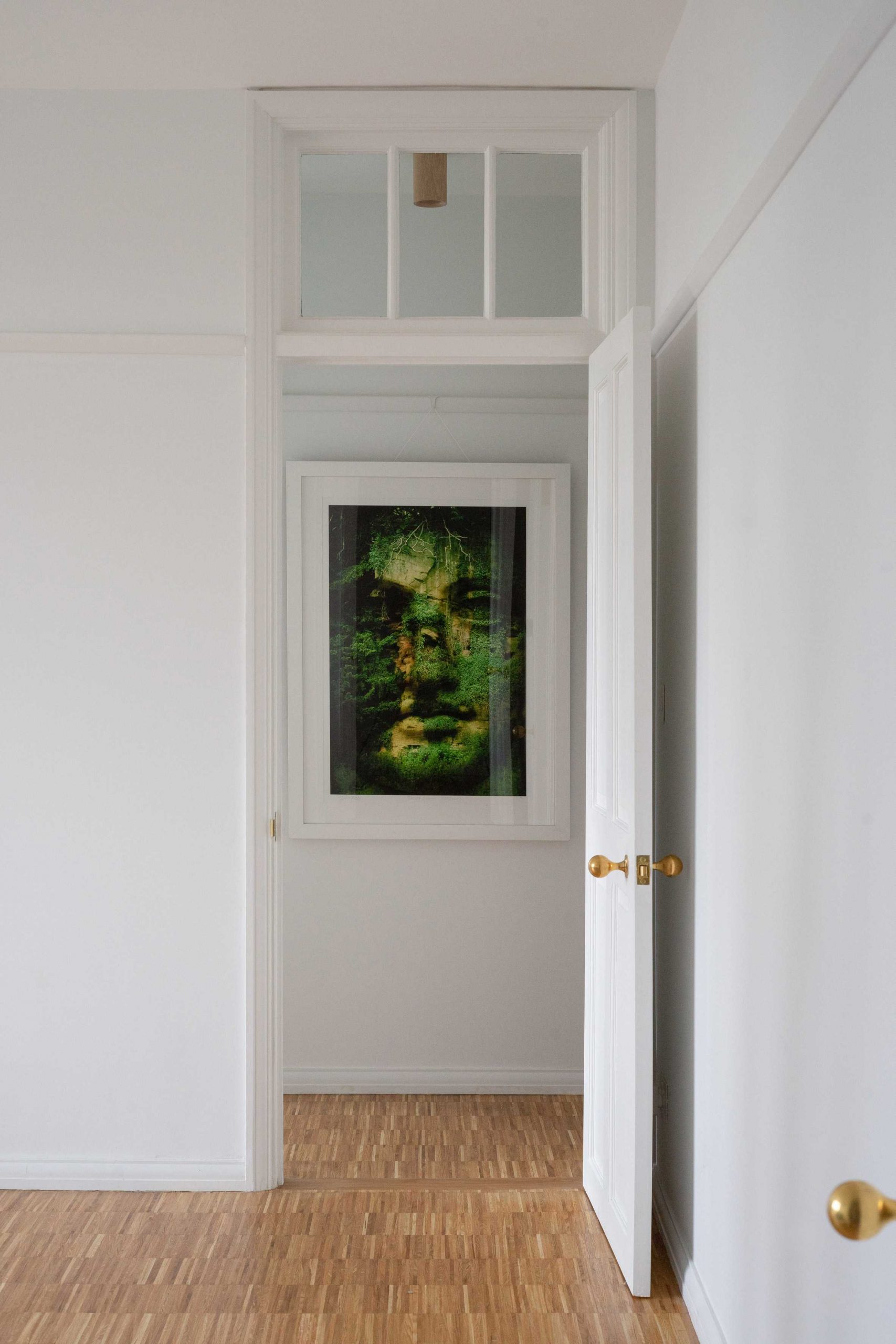 Surman Weston的伦敦公寓提供舷窗和定制细节