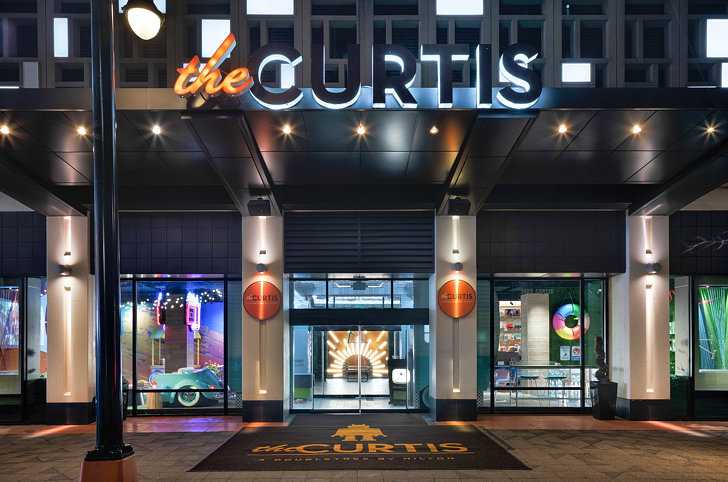 柯蒂斯酒店大堂由DLR集团设计