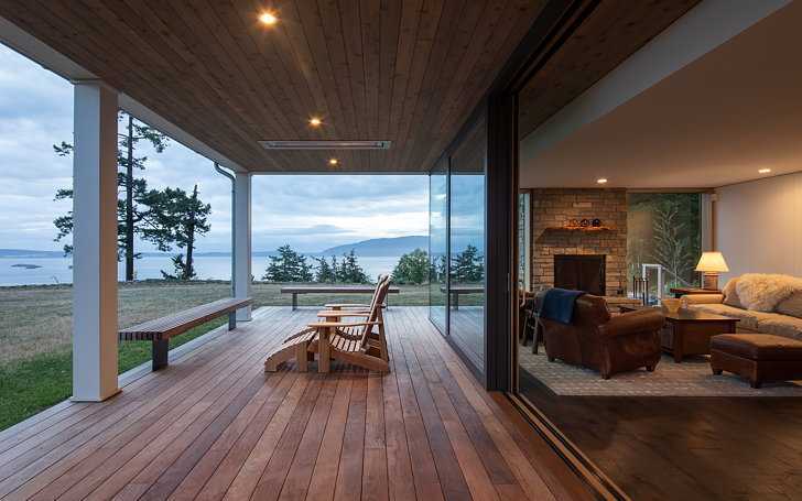 Heliotrope建筑师翻新了Orcas岛上的海滨度假胜地