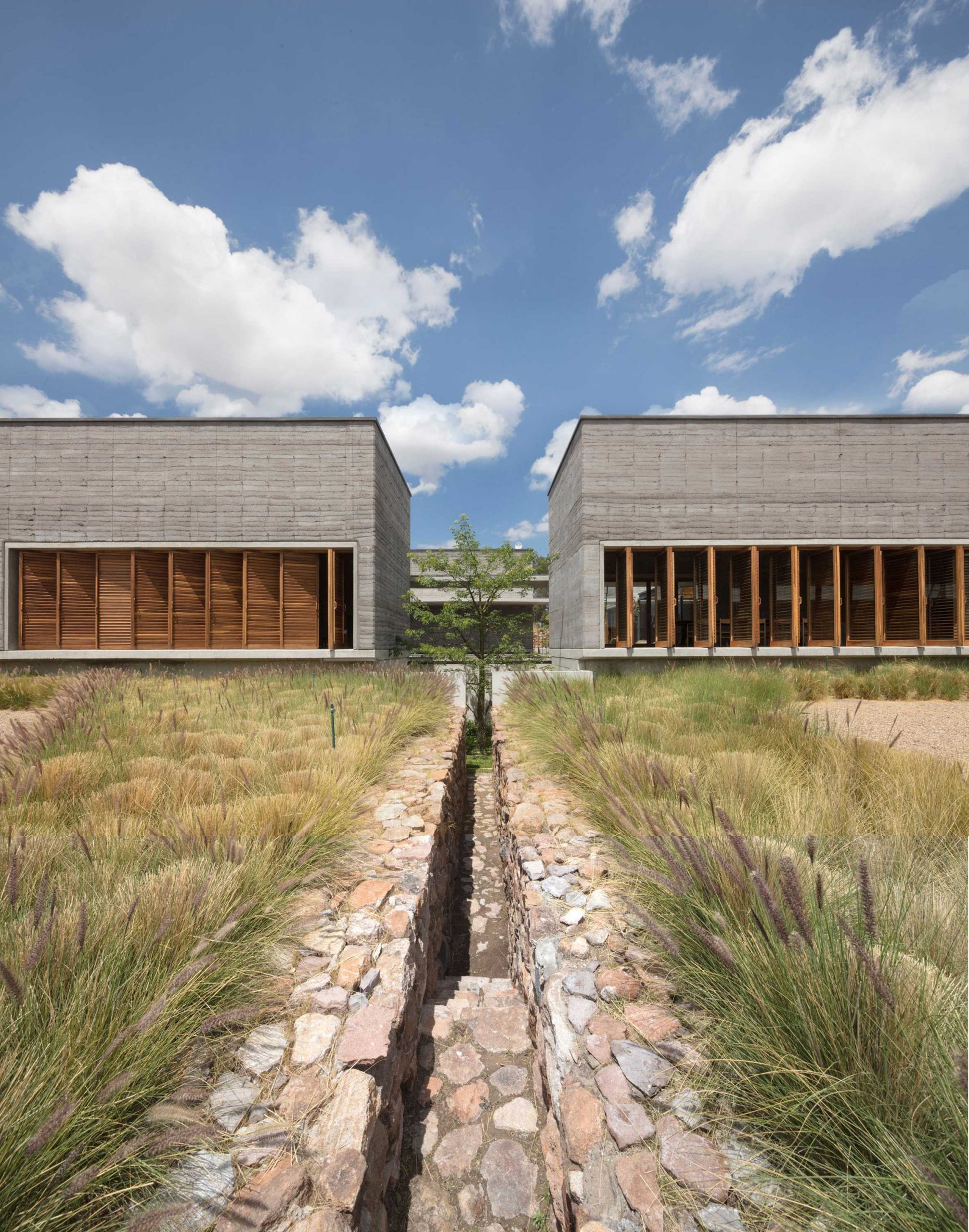 由12个体积块构成的Casa Candelaria房屋