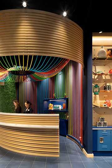 柯蒂斯酒店大堂由DLR集团设计