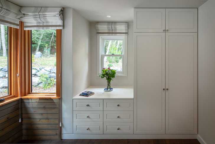 Heliotrope建筑师翻新了Orcas岛上的海滨度假胜地