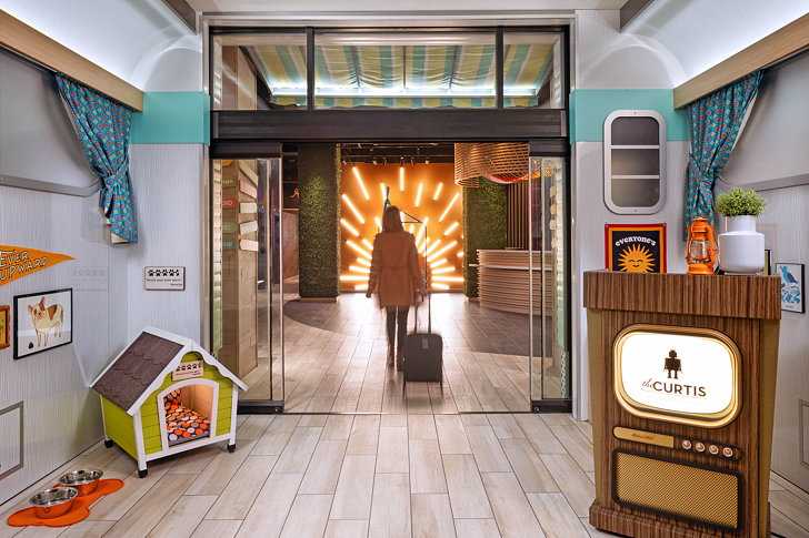 柯蒂斯酒店大堂由DLR集团设计