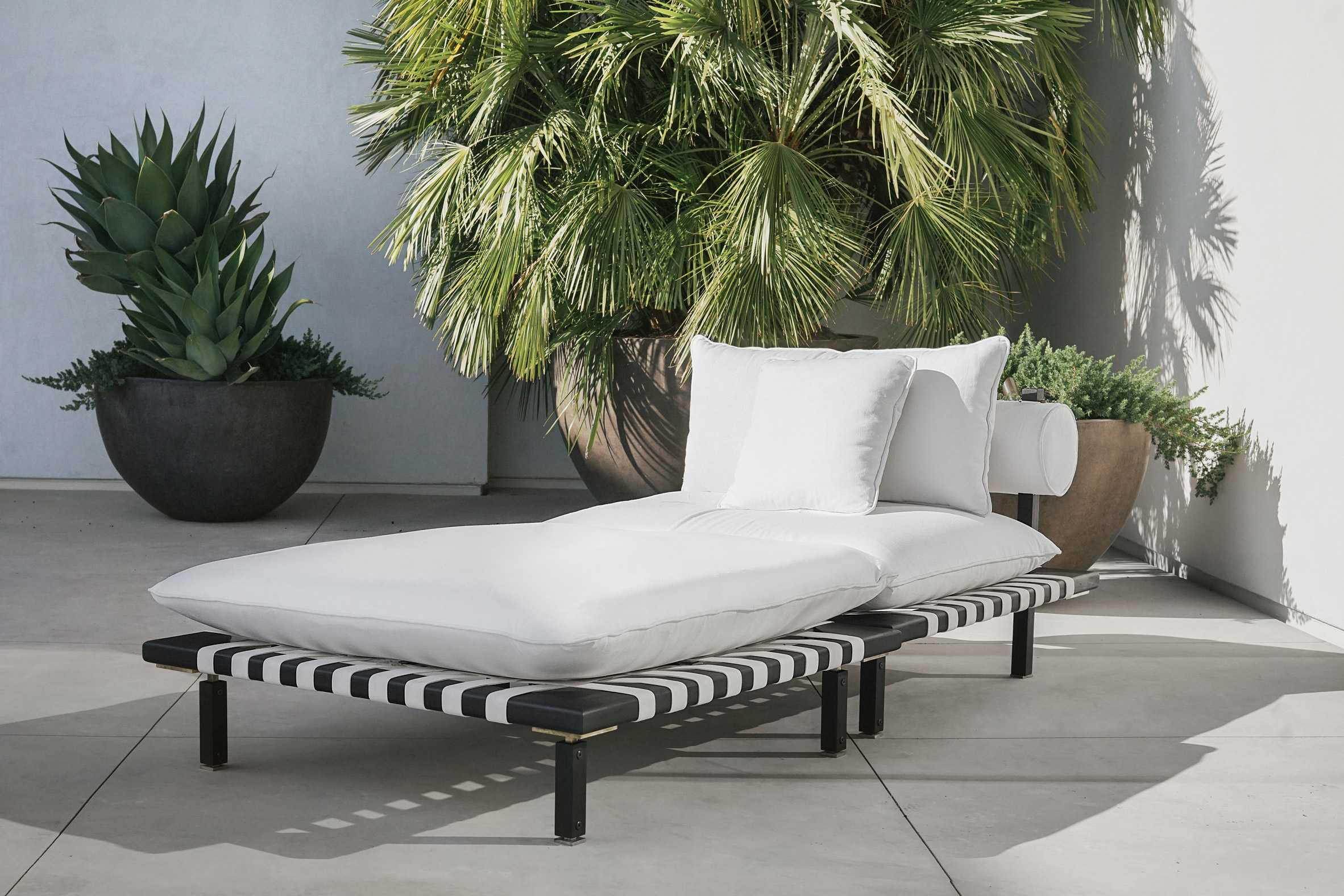 ATRA使用大麻纤维和可回收材料制作Nerthus-Sofa家具