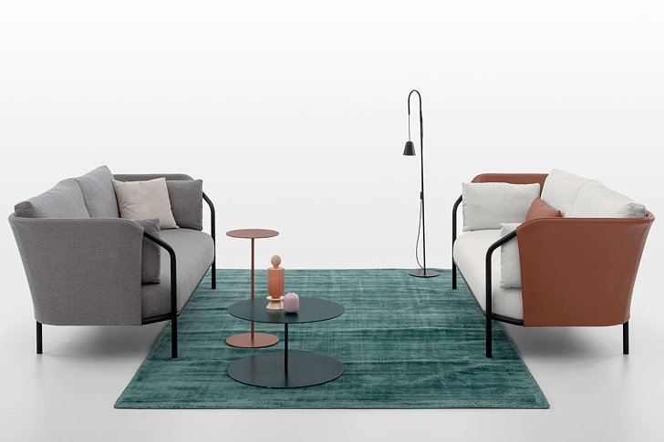 由Skrivo为Bontempi Divani设计的Drape系列沙发