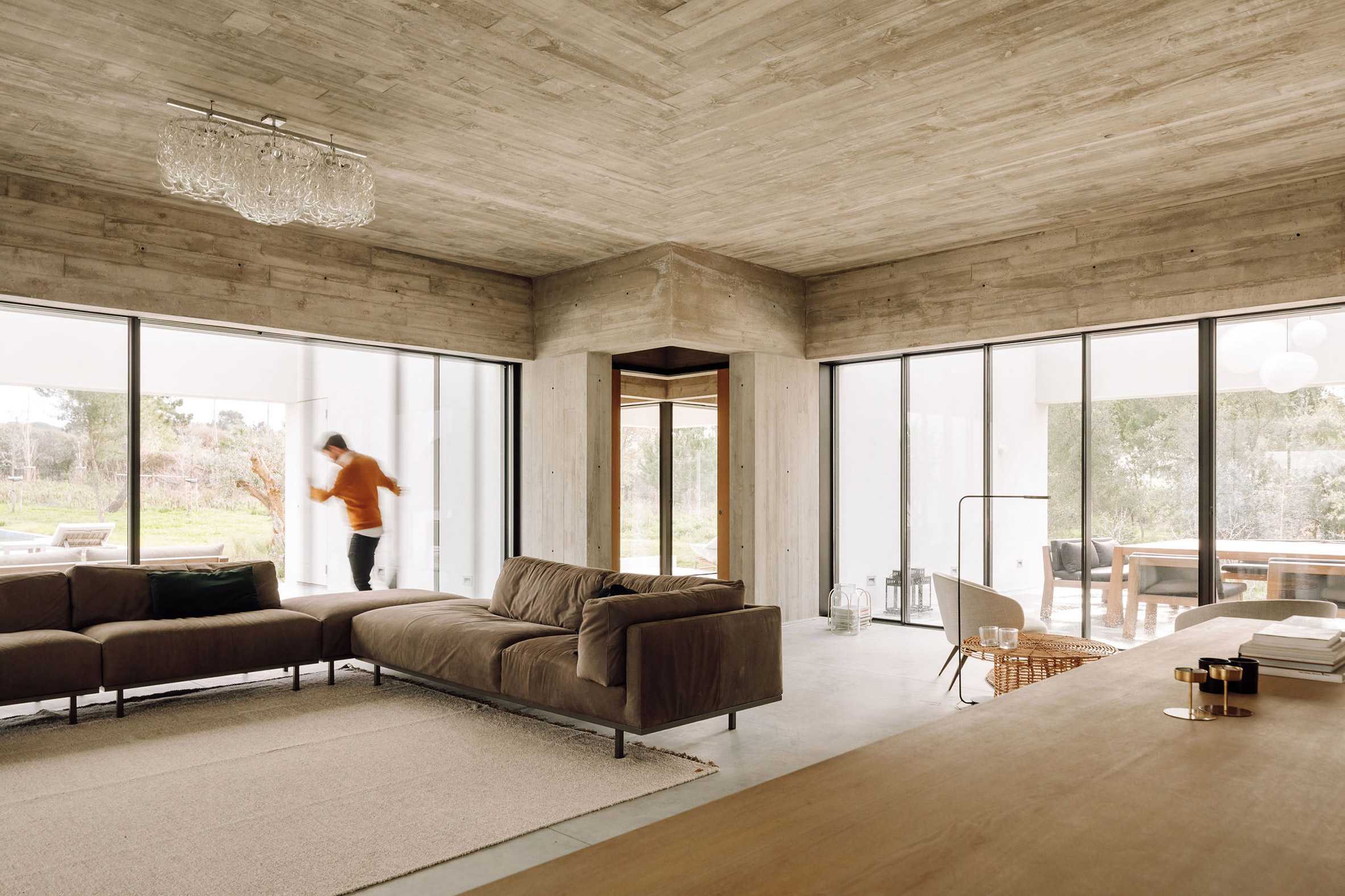 三重视角客厅构成葡萄牙Casa Meco的核心