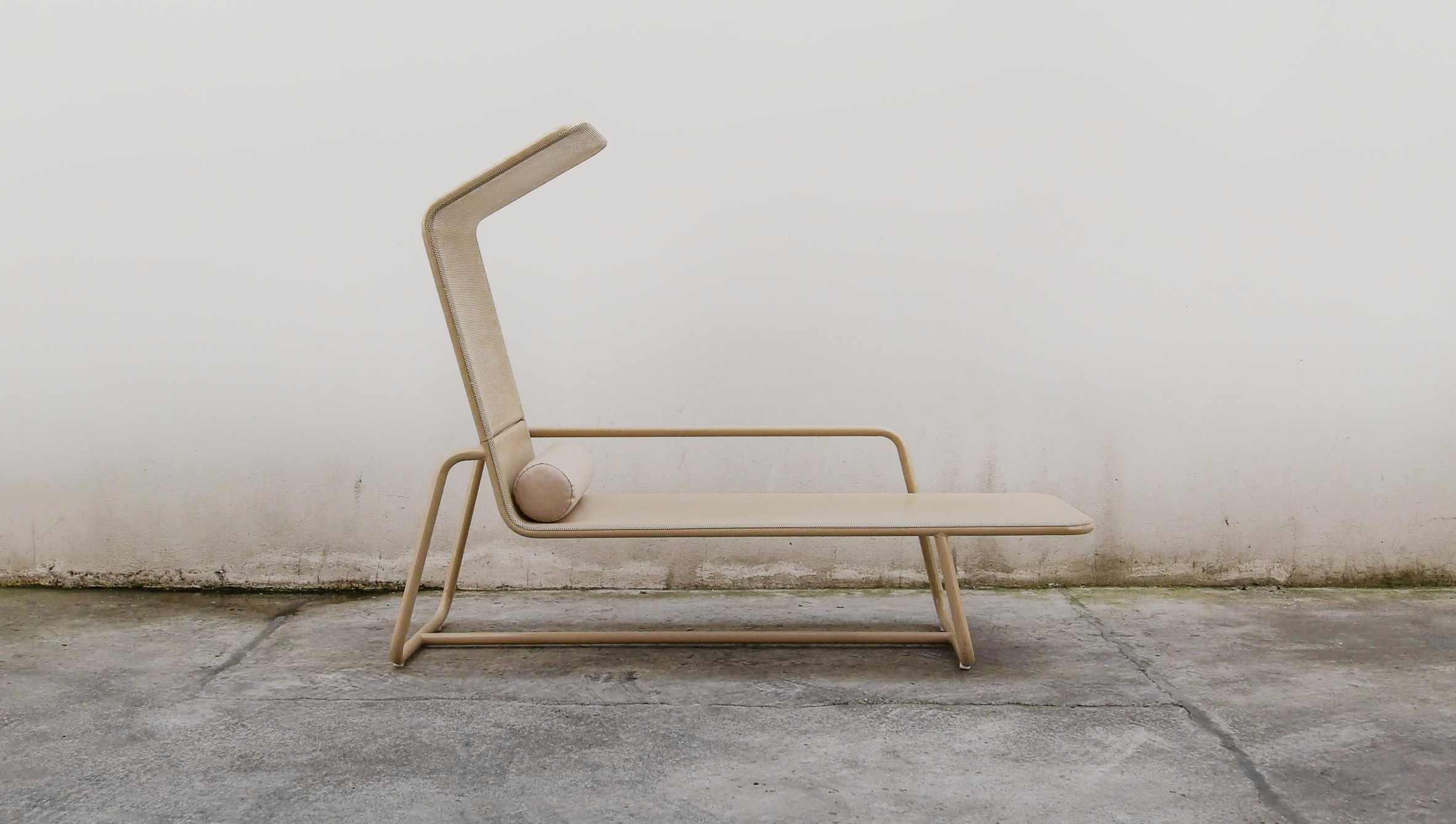 具有简单轮廓的露台家具由Christian Vivanco设计