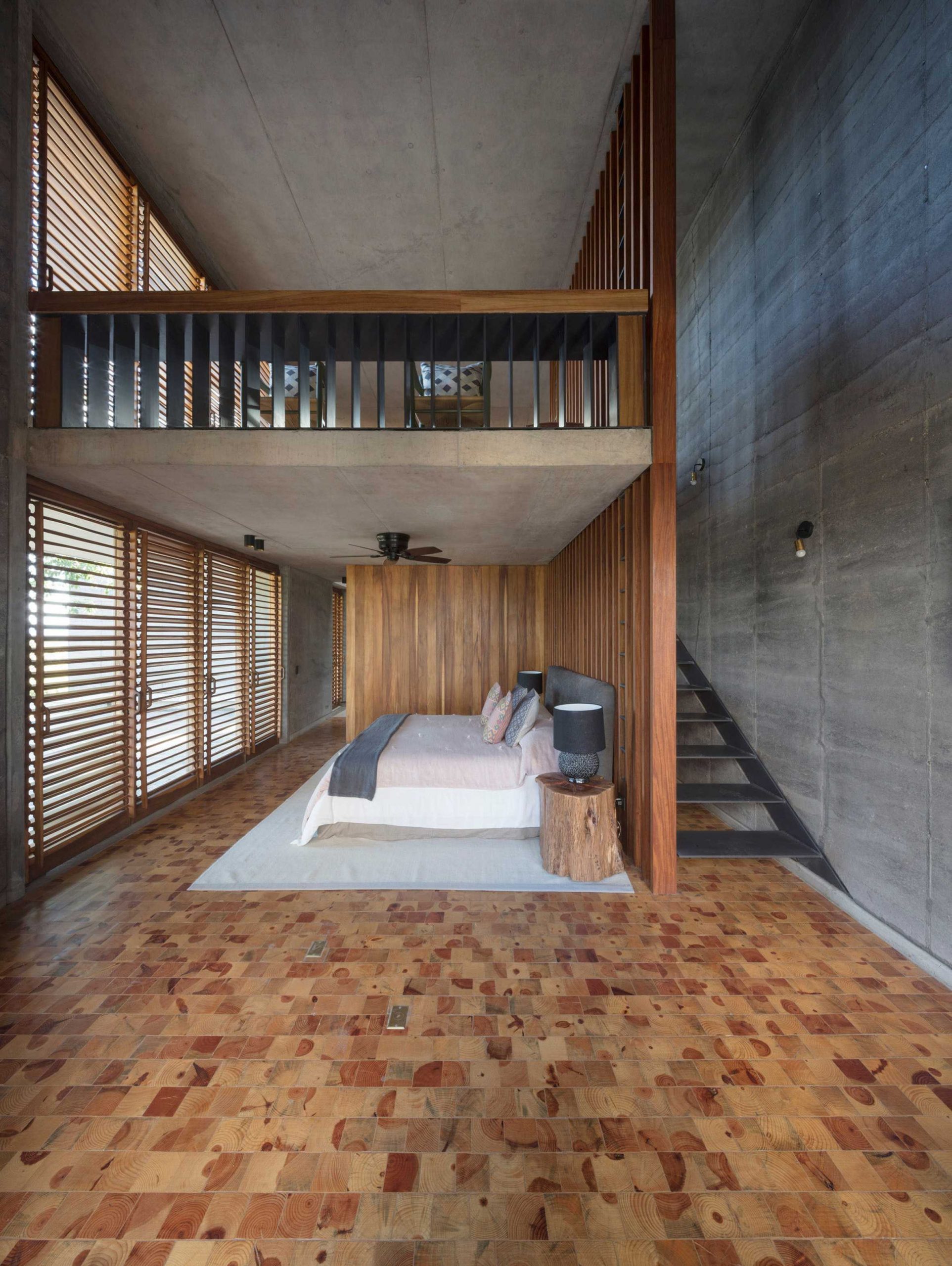 由12个体积块构成的Casa Candelaria房屋