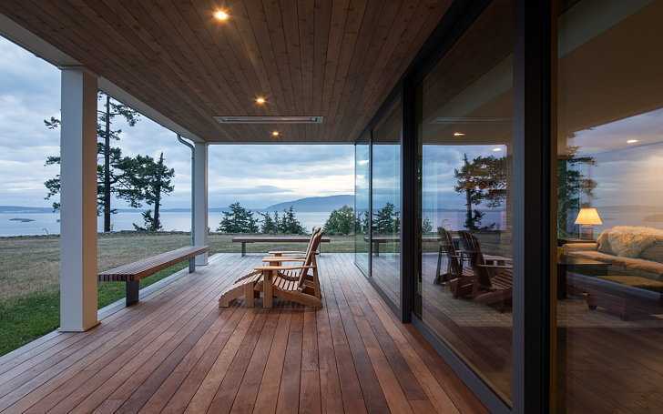 Heliotrope建筑师翻新了Orcas岛上的海滨度假胜地