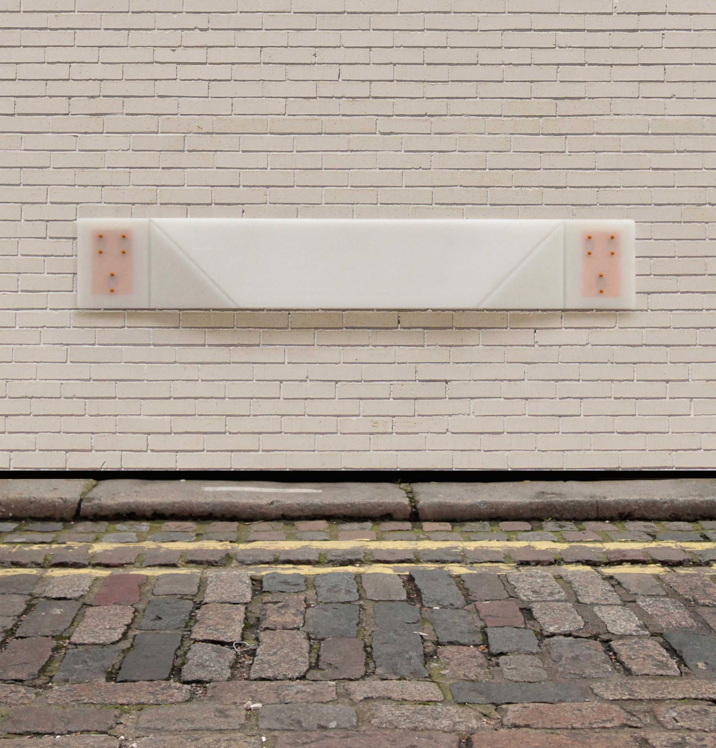 壁挂式Flair椅子从塑料便当盒中汲取灵感