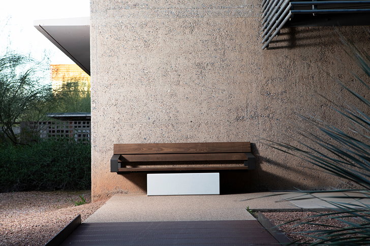 Landscape Forms首次亮相“ Link”户外座椅系统