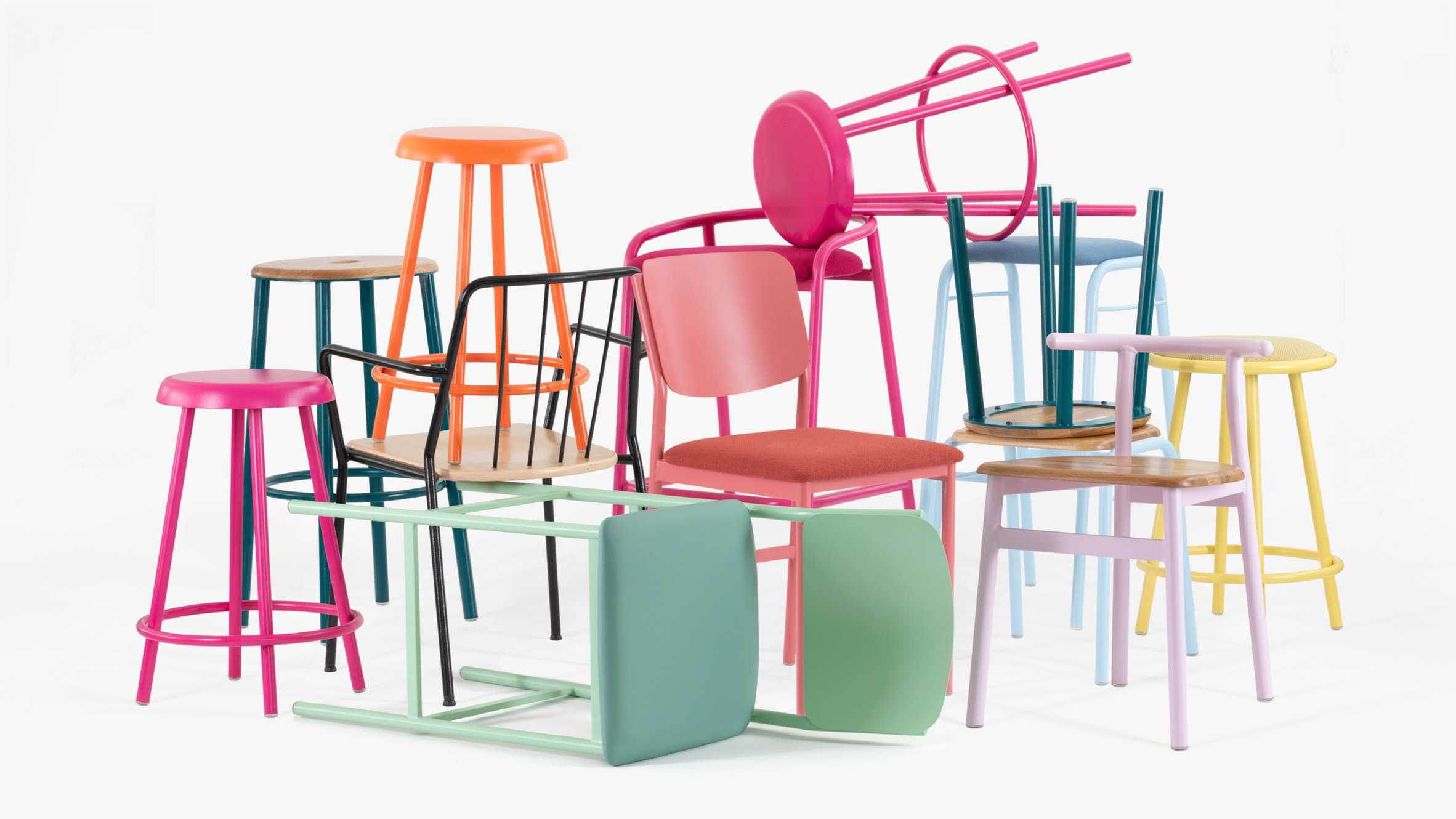 “简单而精致”的Division 12 弯曲金属家具