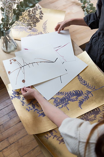 Calico与Lindsey Adelman合作推出伊甸园系列壁纸