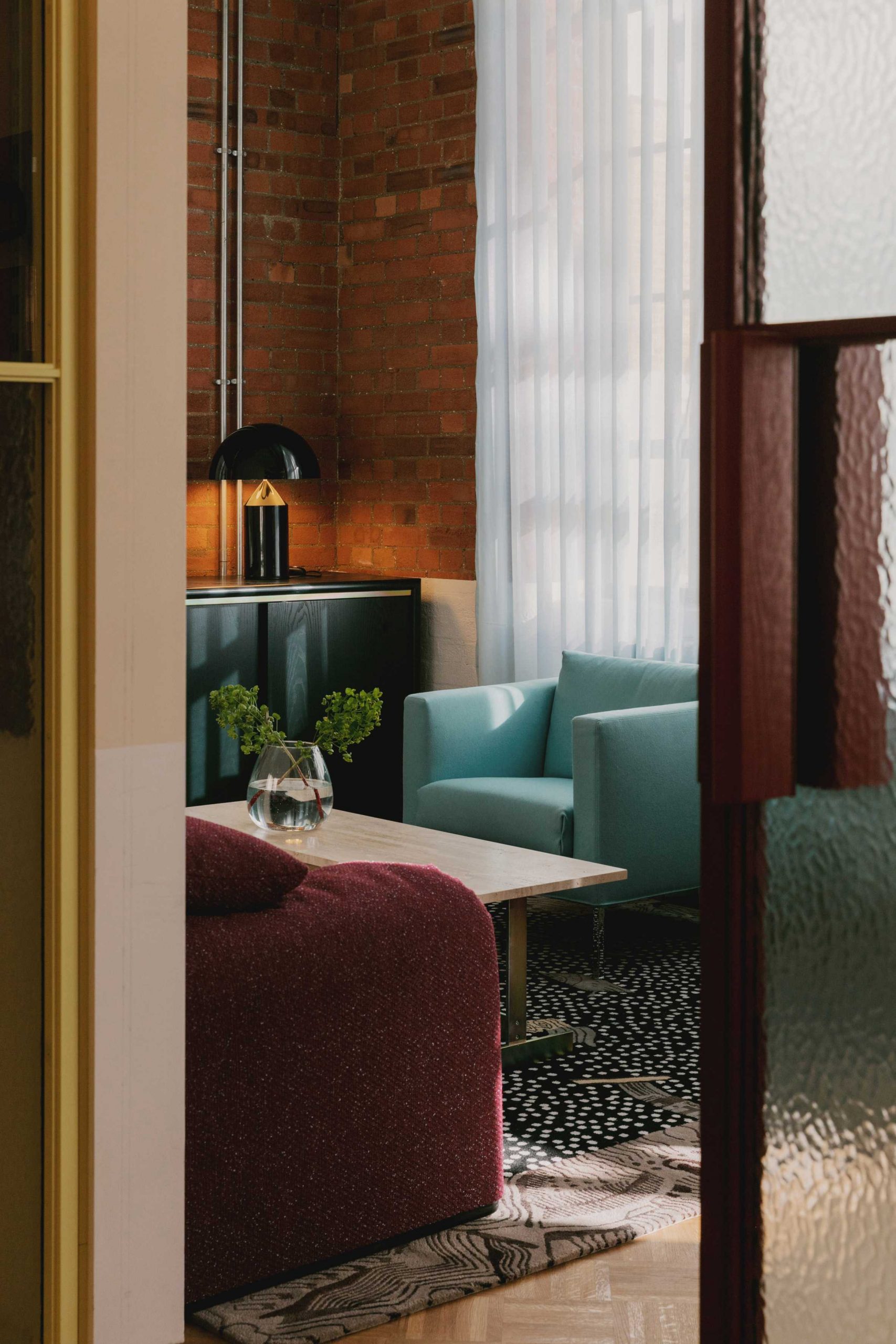 Daytrip为Clerkenwell的媒体公司设立了折衷办公室