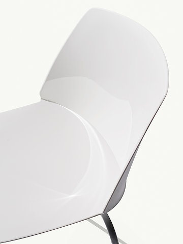 卢卡·尼切托（Luca Nichetto）设计的经典椅子系列。