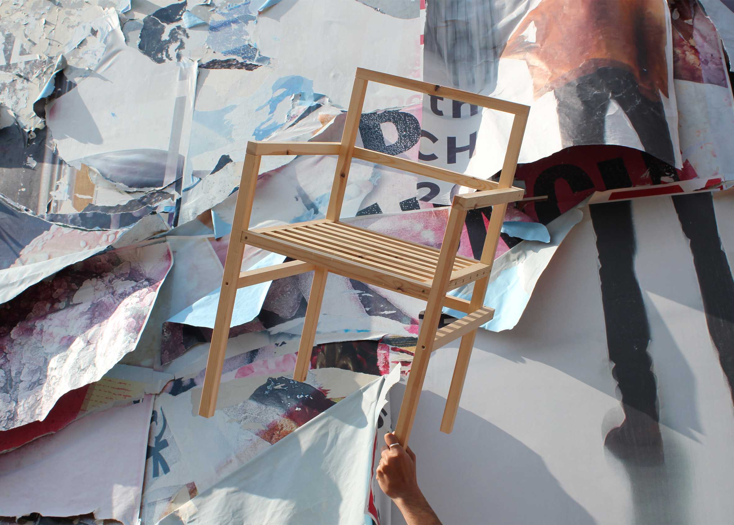 为慈善机构筹集资金的19把椅子项目