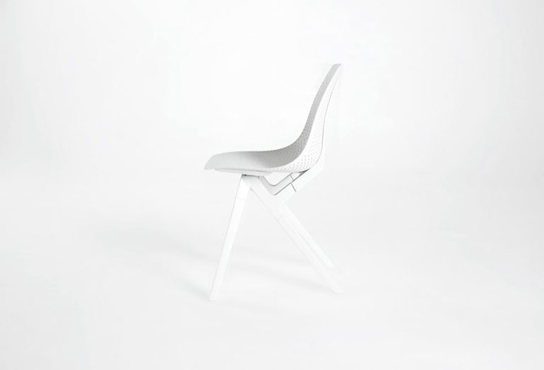 Noho move™椅子由可回收的尼龙绳制成