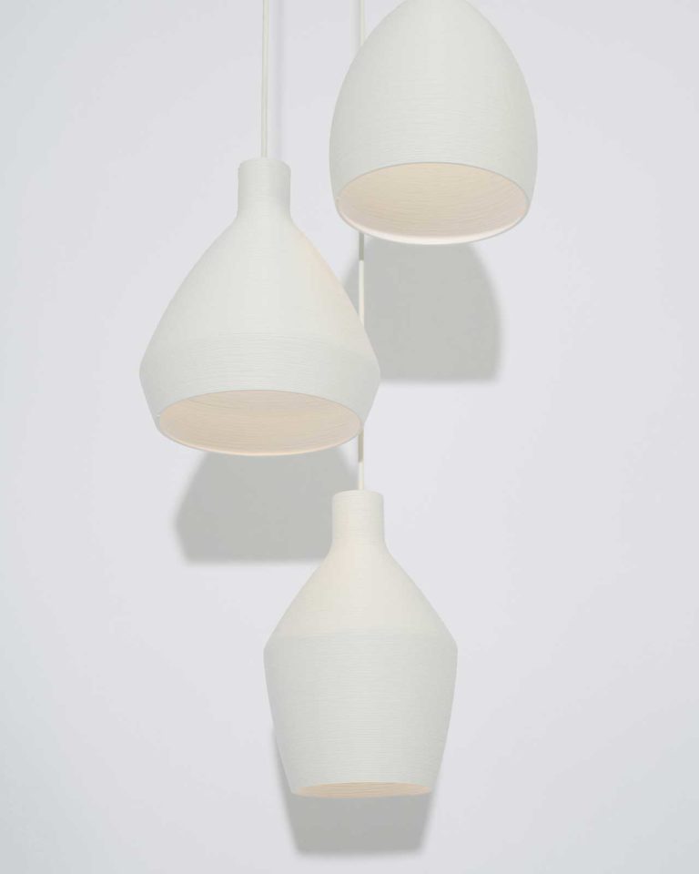 照明制造商LightArt将废物转化为单色吊灯