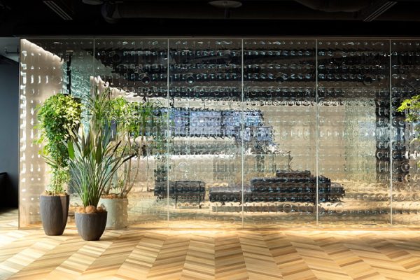 Nendo为全球公司设计数字枢纽