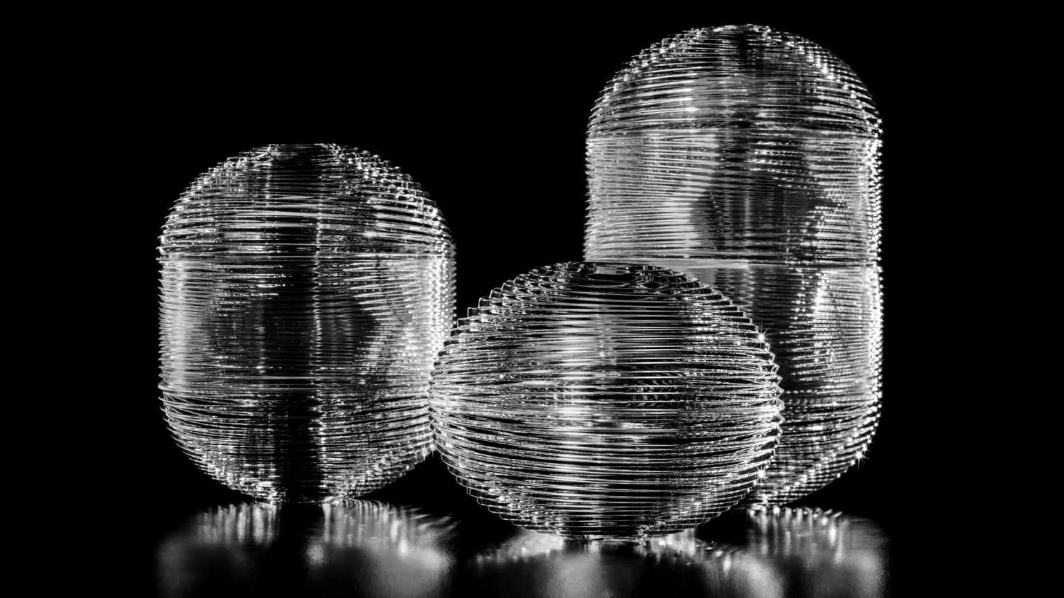 威尼斯照明品牌 Lodes推出了由 Luca Nichetto设计的Jefferson玻璃吊灯