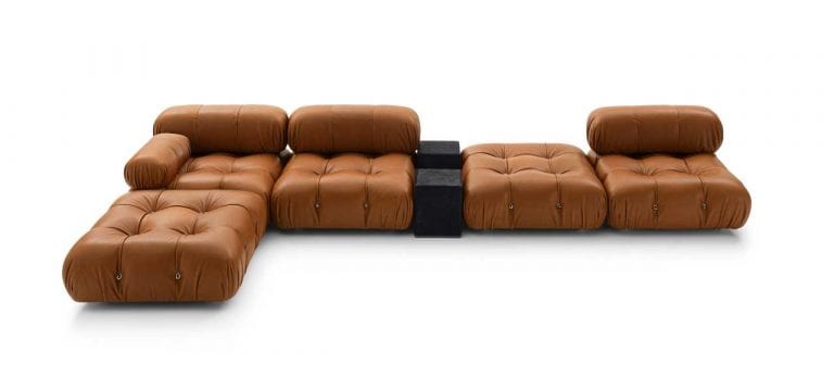 标志性的Camaleonda组合式沙发又回来了