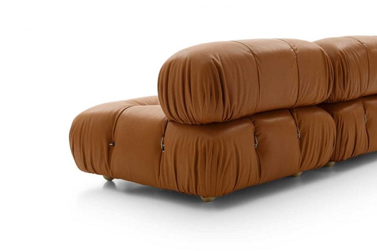 标志性的Camaleonda组合式沙发又回来了