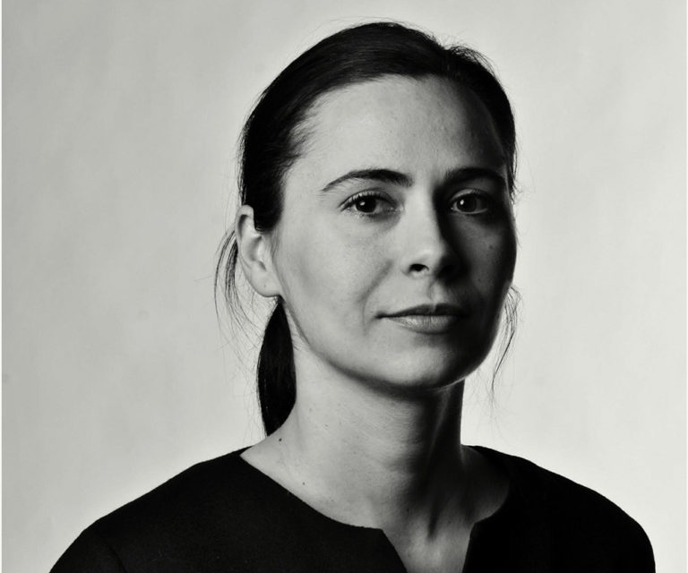 Frisée+ Corolla座椅系列为Billiani带来了设计的新阶段