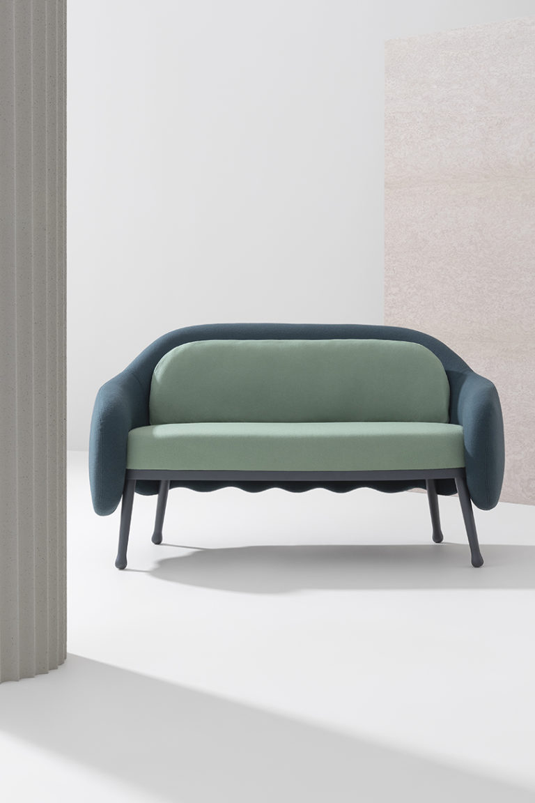 Frisée+ Corolla座椅系列为Billiani带来了设计的新阶段