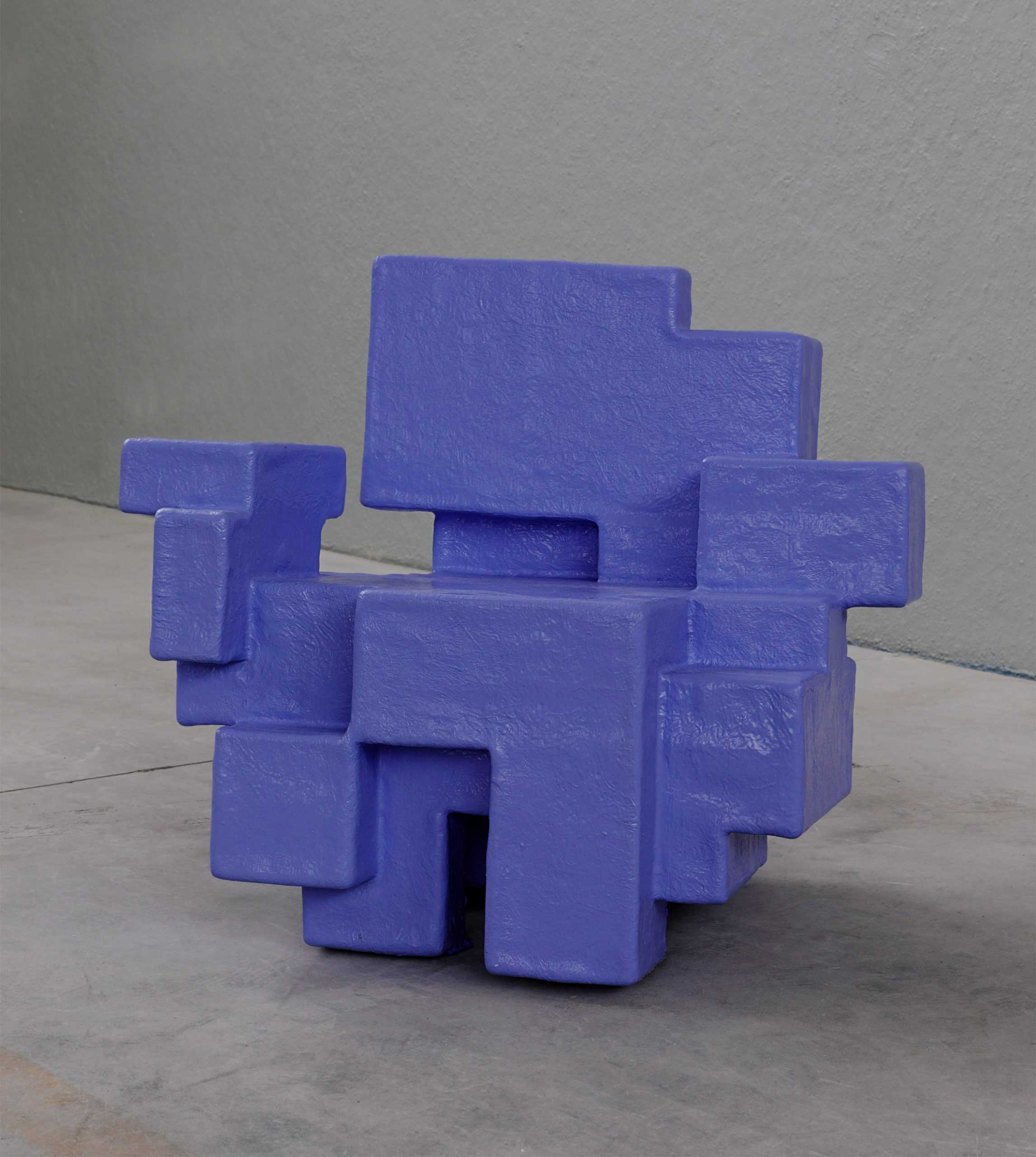 Studio Nucleo为Nilufar Gallery的蜡笔色调上色了原始家具