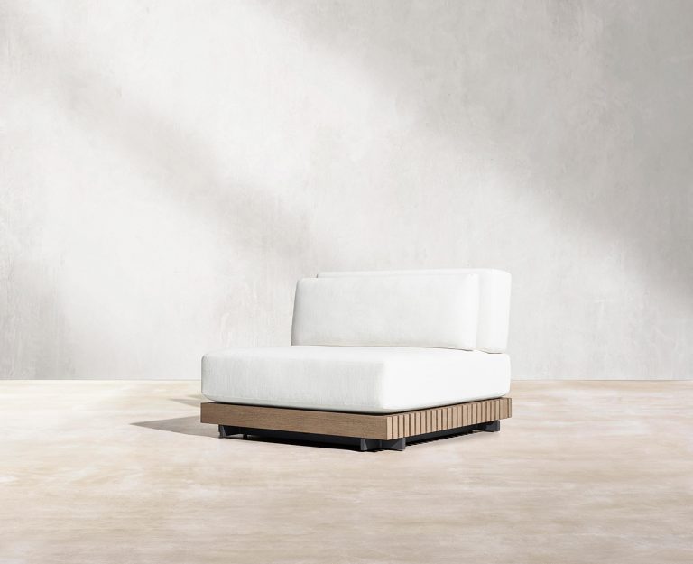 Caicos户外家具系列大胆+可持续发展