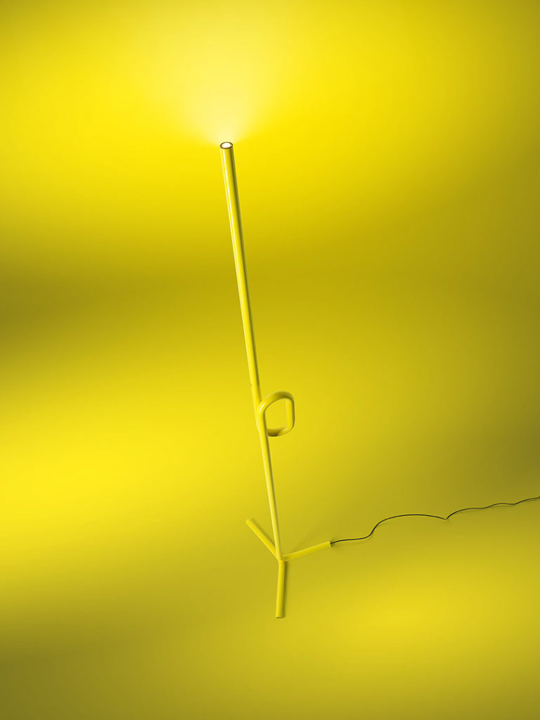 Foscarini的Tobia灯让你容易握住