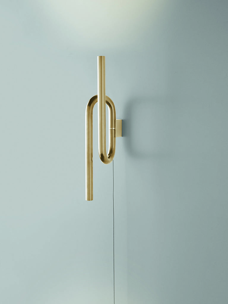 Foscarini的Tobia灯让你容易握住