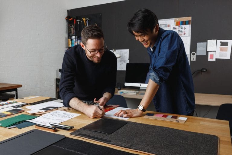 Orbitkey桌垫涵盖家庭办公效率+组织性