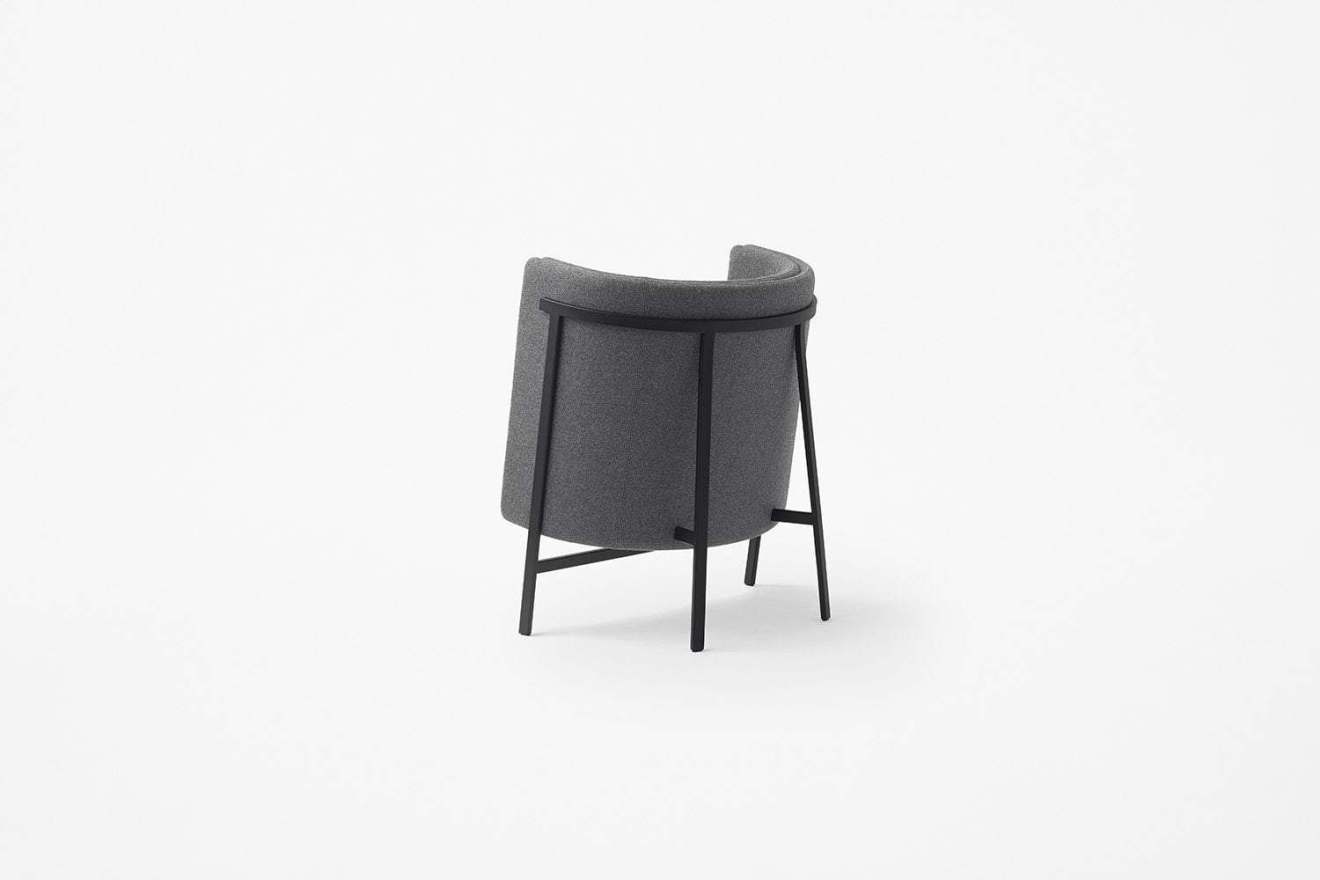 NENDO设计的紧凑型扶手椅KITE是同类中的佼佼者