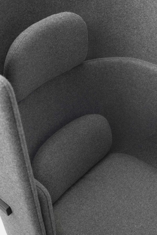 NENDO设计的紧凑型扶手椅KITE是同类中的佼佼者