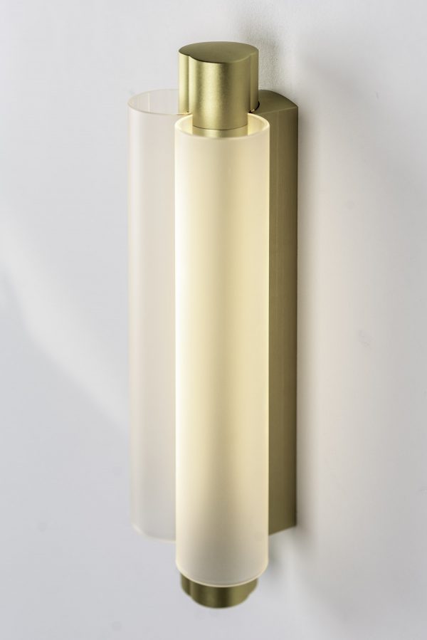 RAKUMBA展示了SEBASTIAN HERKNER设计的Metropol照明系列