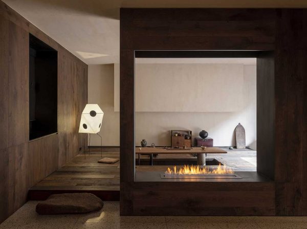 中国的乡村之家，到处都充满全球纪念品