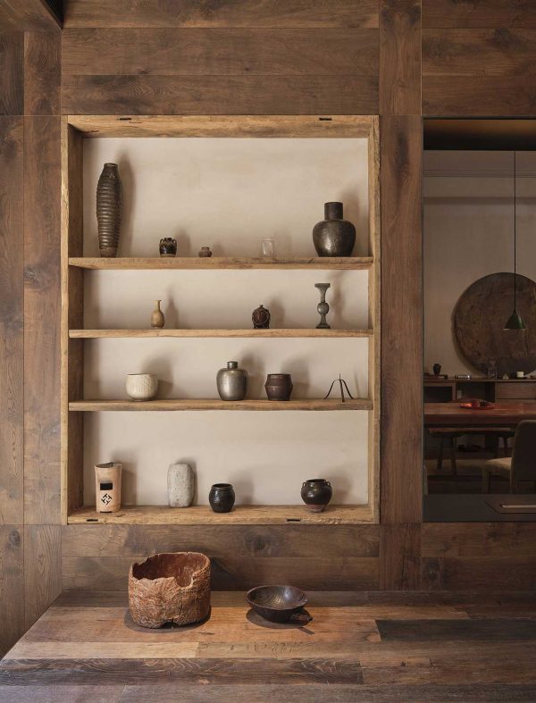 中国的乡村之家，到处都充满全球纪念品