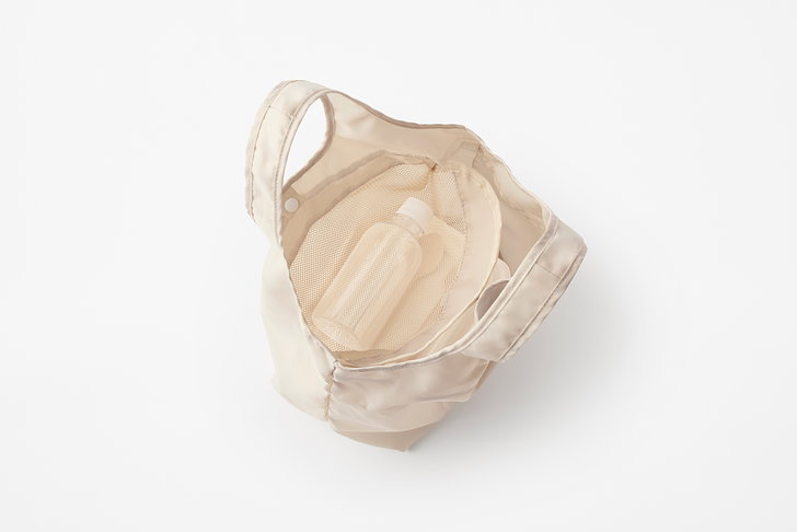 设计工作室Nendo为便利店巨头Lawson设计环保袋