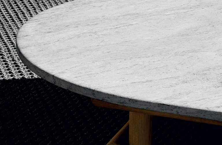 亚洲人和瑞典人的影响在Ayana户外系列家具中相遇