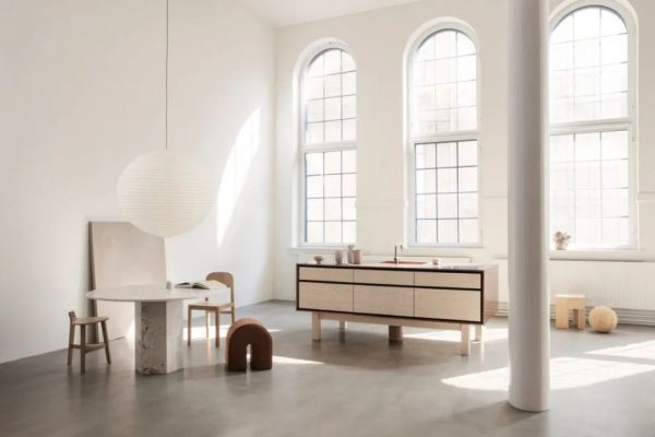 丹麦公司GardeHvalsøe展示了“带框架”的新厨房家具