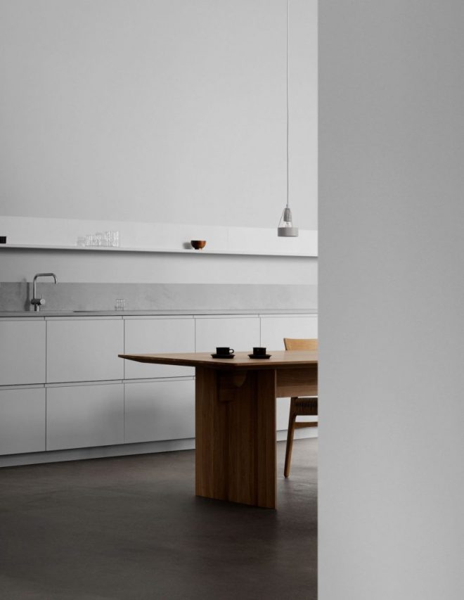 Profile，将宜家橱柜改造成一个极简主义厨房