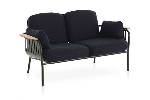 由Søren Rose设计的CAPA户外家具系列-非正式的优雅