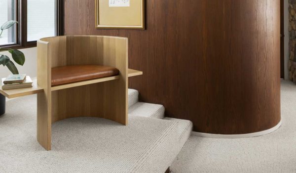 Roll&Hill推出首个由75年历史的公司制造的家具系列