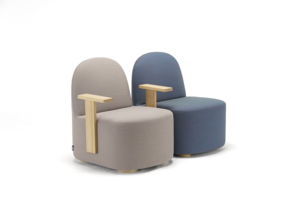 Moritz Schlatter为Karimoku New Standard设计的Polar休闲椅