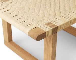 Carl Hansen & Son 推出 Børge Mogensen 的短款桌椅